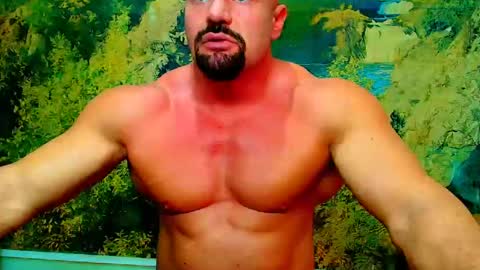 Snapshot of spartacusdom chatting on February 19, 9:28 am spartacusdom online show from February 19, 9:28 am