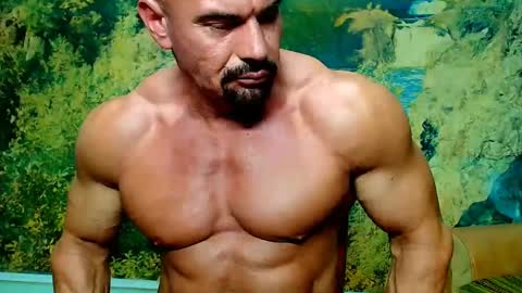 Snapshot of spartacusdom chatting on September 15, 2:35 am spartacusdom online show from September 15, 2:35 am