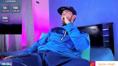 Isaac online show from October 8, 9:10 pm