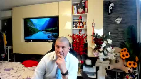 Spartan online show from May 2, 1:17 pm