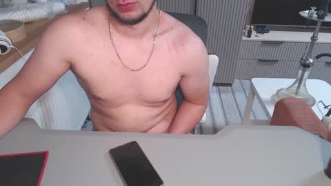 Art online show from December 18, 11:30 pm