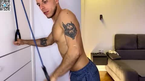 Alex online show from November 22, 8:29 pm