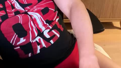 speedoguy78 online show from April 11, 9:13 am