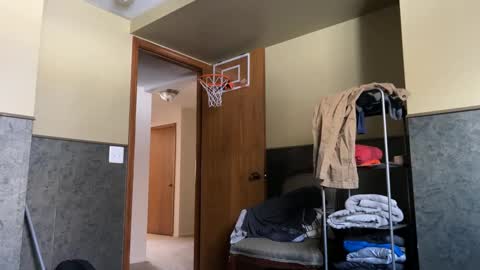 Scott online show from December 6, 4:01 pm