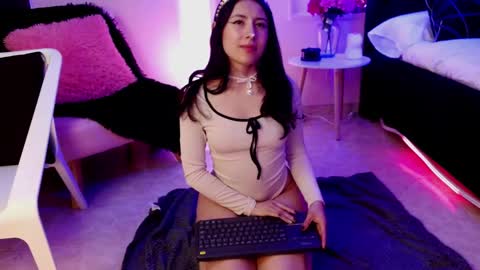 scarlett online show from February 3, 1:26 pm