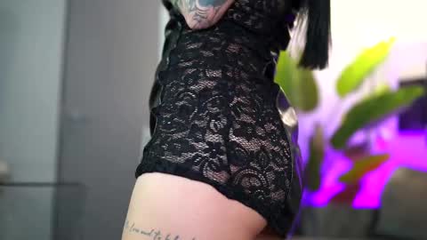 Spicy Maple online show from February 25, 7:50 pm