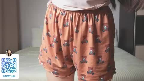 Tipsy online show from June 4, 7:31 pm