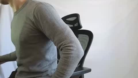 Marco. When Im offline you can view premium content in bio online show from April 4, 8:21 am