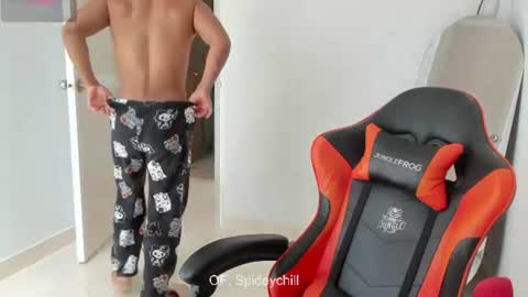 spideychill online show from June 27, 7:20 pm