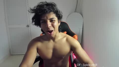 spideychill online show from August 8, 4:00 am