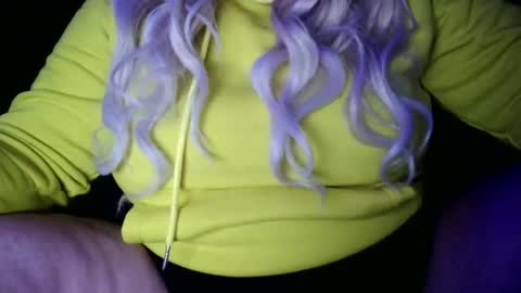 Vanessa Spade online show from February 23, 11:45 am