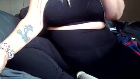 Vanessa Spade online show from March 28, 11:39 pm