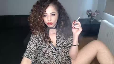 Doll online show from April 3, 7:37 am