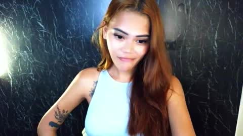 CALL ME RAINE online show from December 4, 5:23 pm