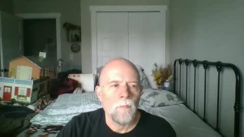 Snapshot of sportfish chatting on March 8, 7:20 pm sportfish online show from March 8, 7:20 pm