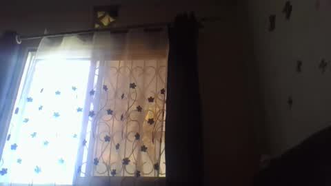 sprinkle333786 online show from April 12, 8:51 am