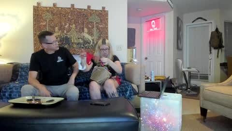 Snapshot of squirt_vip_room chatting on December 23, 1:40 am Roxy Day  Mossimo Knight online show from December 23, 1:40 am