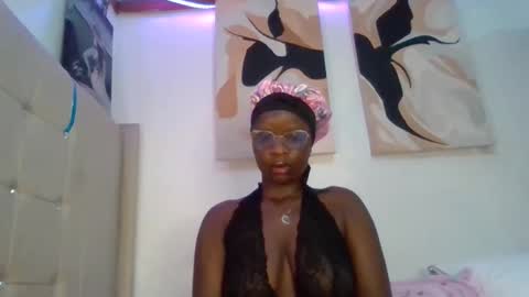 Juicy online show from May 31, 12:09 am