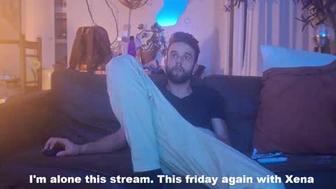 Snapshot of squirtproff chatting on October 15, 4:27 am Squirtproff online show from October 15, 4:27 am