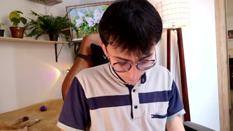 sr_evann online show from April 1, 2:03 pm