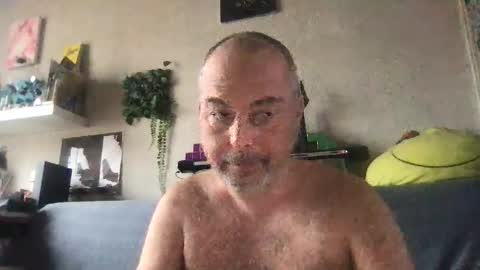 srekos38 online show from February 10, 9:23 am