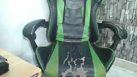 sr master cum its my old account online show from March 8, 12:00 am