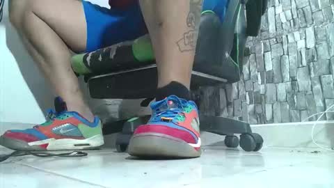 sr master cum its my old account online show from October 28, 9:16 pm