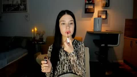 Hey guys i miss you so much  online show from August 5, 8:39 pm