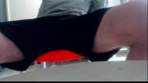 ssenzo online show from February 6, 8:39 am