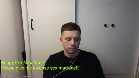 st1vemaster01 online show from January 15, 3:43 pm