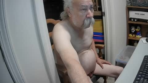 stache169 online show from July 19, 2:41 pm
