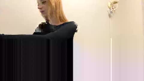 stacy online show from October 25, 11:49 pm