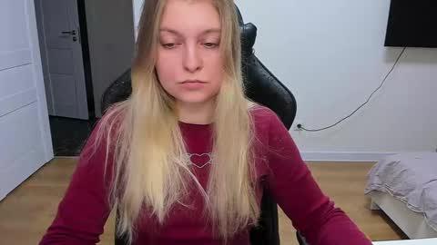 Stacy  online show from February 27, 3:05 pm