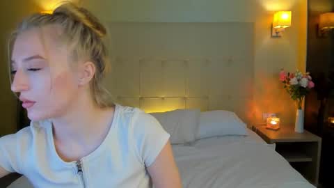 Stacy Mon Tue Wed Thu Fri Sun GMT GMT 3 1000am - 0400pm  online show from November 26, 9:17 am