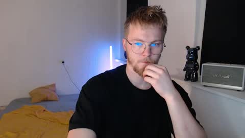 StanLust online show from October 8, 8:26 pm