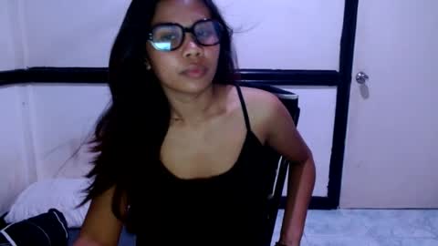 stardust990878 online show from June 30, 10:36 am