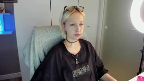 Kate online show from May 12, 8:51 pm