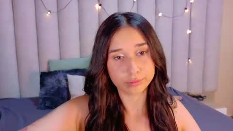 M O O N  online show from July 8, 7:34 am