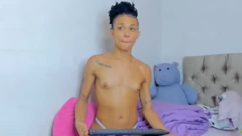 stassiebell online show from January 20, 3:39 pm