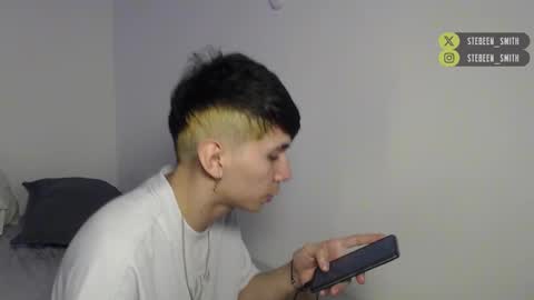 Snapshot of stebeen_smith chatting on December 24, 4:55 am stebeen smith online show from December 24, 4:55 am