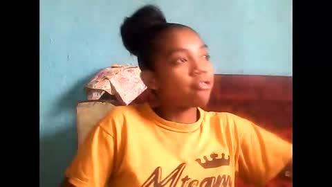 Snapshot of stecimalicia chatting on October 20, 7:57 am Malicia online show from October 20, 7:57 am