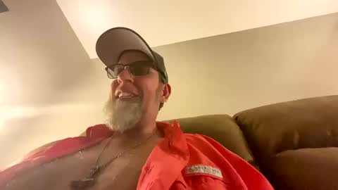 Snapshot of steel259373 chatting on October 14, 3:53 am steel259373 online show from October 14, 3:53 am