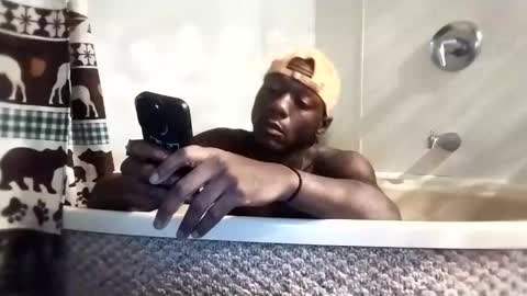 Infamousx online show from December 3, 9:54 am