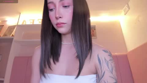 Stefa Gomez  online show from February 1, 12:35 pm