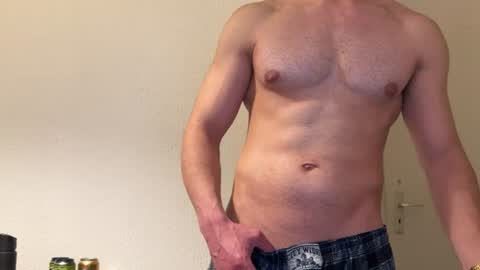stefan45017 online show from June 8, 9:05 pm