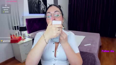 StefanaWinter online show from April 25, 2:03 pm