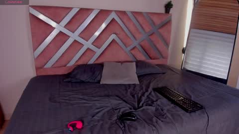 Stefanny  online show from April 15, 1:47 pm