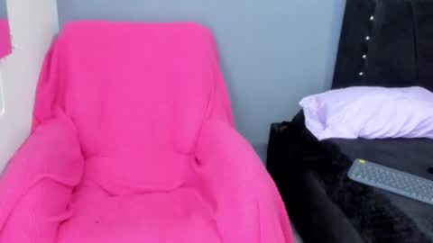 Stefanny online show from December 14, 3:17 am