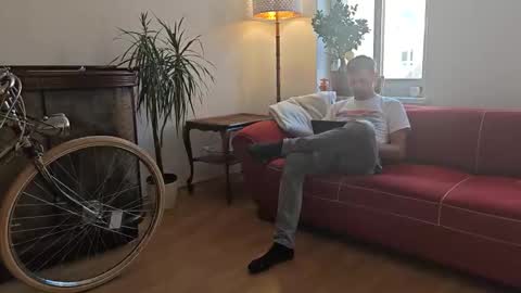 Stefan online show from June 7, 5:40 pm
