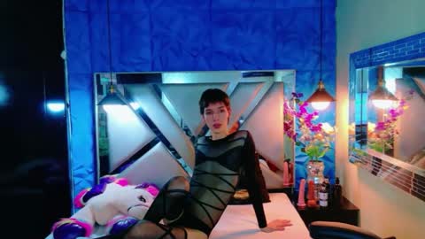 stefany piink online show from May 30, 1:31 pm